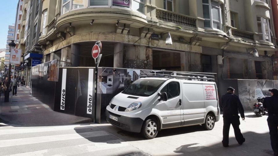 La Zona Obelisco resiste mejor los  cierres del comercio por el atractivo de  los locales en alquiler