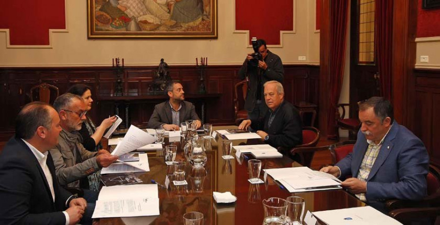 Los alcaldes del área piden a la Xunta unirse a un consorcio de transporte