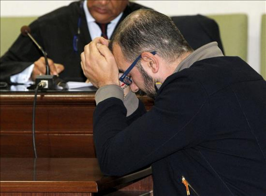Condenan a 23 años al enfermero que envenenó a su mujer con talio y fármacos