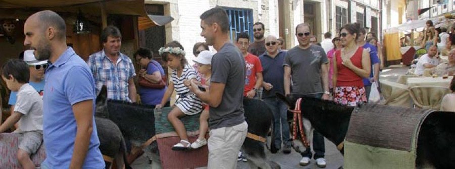 Unos 300 artesanos han pedido puesto en la Feira das Marabillas