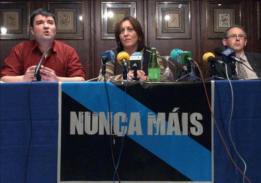 La plataforma "Nunca Máis" asegura que "España rechazó abrigar al Prestige en contra de los informes técnicos"