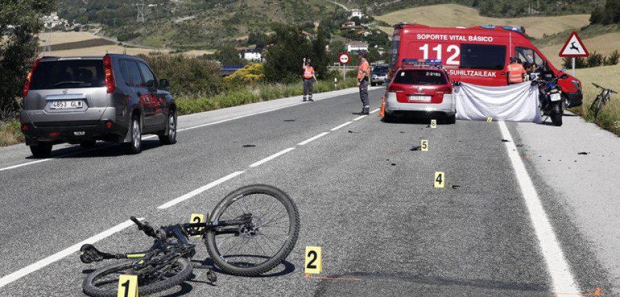 Fallecen tres ciclistas tras un sábado negro en las carreteras de Navarra