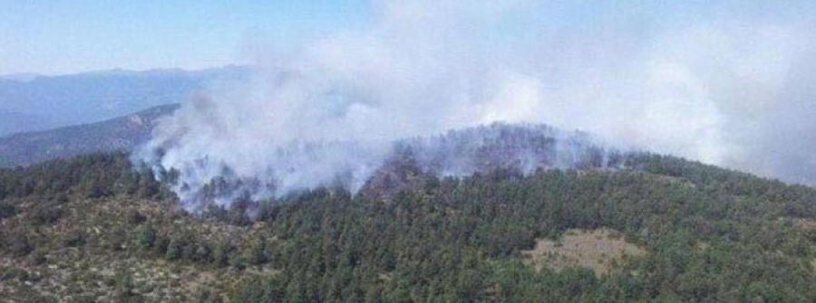 La UME se une a la lucha contra un incendio en el Alto Tajo que ya ha quemado mil hectáreas