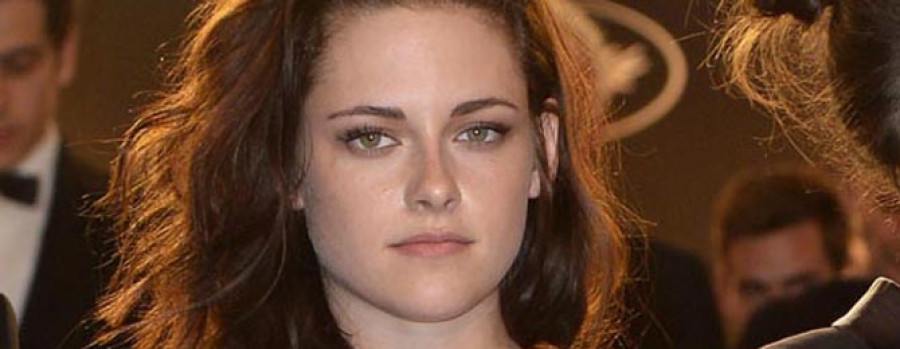 Kristen Stewart se apunta a los amantes de la tinta con un misterioso tatuaje