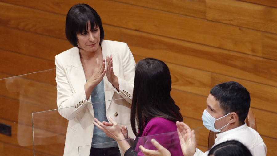 Pontón espera que los 42 diputados no impidan al PP “ver” la doble crisis