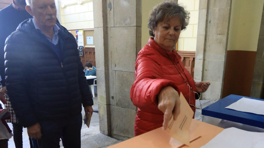 A Coruña invierte el resultado de 2016 y le devuelve la confianza a los socialistas