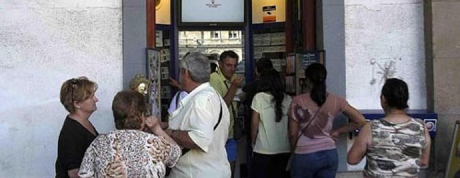 El aumento de los turistas este verano provoca una remontada en la venta estival de lotería
