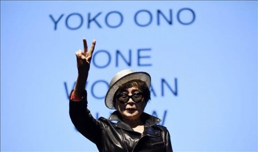 El MoMA pide perdón a Yoko Ono