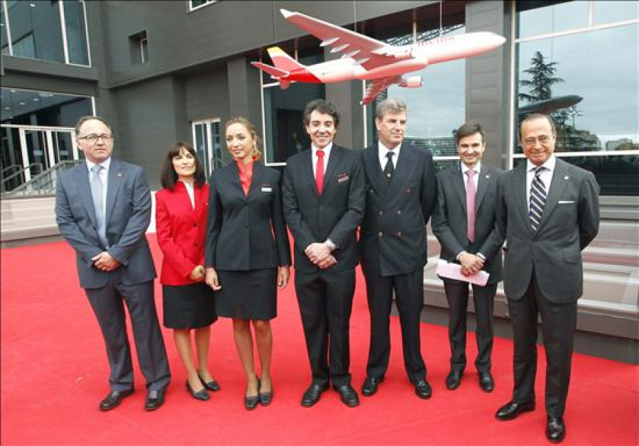 Iberia estrena nueva imagen que mantiene los colores de la bandera española