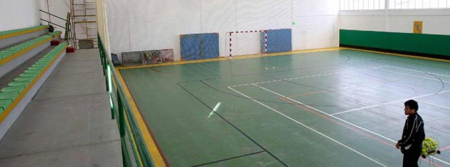La Consellería de Educación reparará la cubierta del gimnasio del Ponte dos Brozos