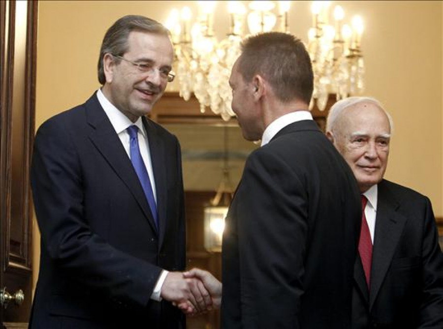 Comienza el debate de investidura del nuevo Gobierno griego de Samarás