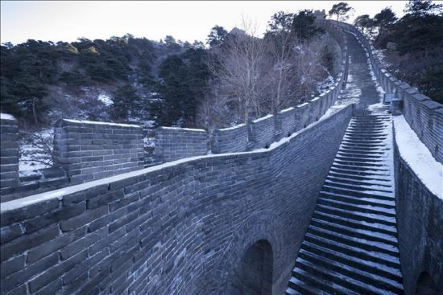 Arqueólogos encuentran tres tramos de la Gran Muralla en el noroeste chino