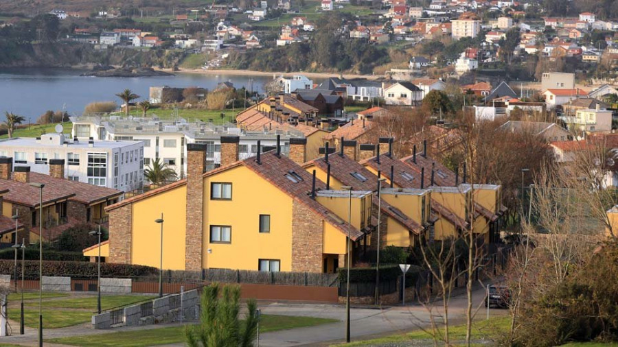 Una oleada de robos con violencia en urbanizaciones del área desata la alarma entre los vecinos