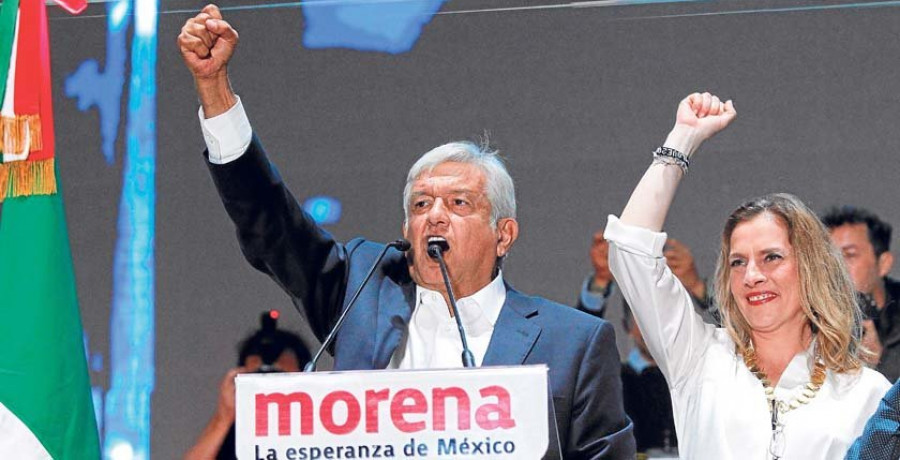 La izquierda arrasa en México con la promesa de “desterrar” la corrupción
