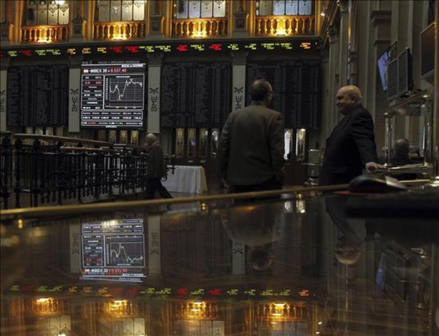 El IBEX cae el 0,05 por ciento y se queda al borde los 9.500 puntos