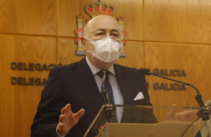 El delegado del Gobierno reafirma el "compromiso" para la puesta en servicio del AVE en el segundo semestre