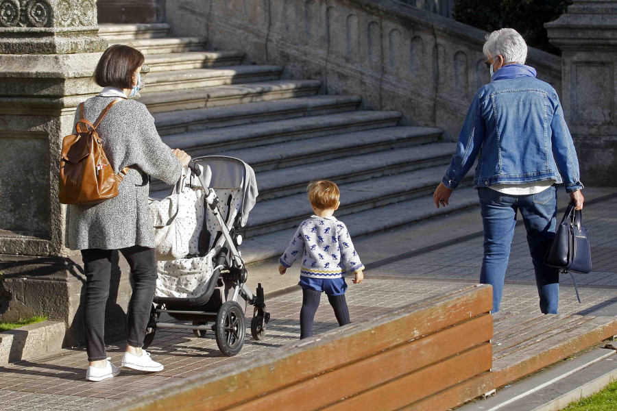 Los hogares coruñeses seguirán perdiendo integrantes  durante esta década