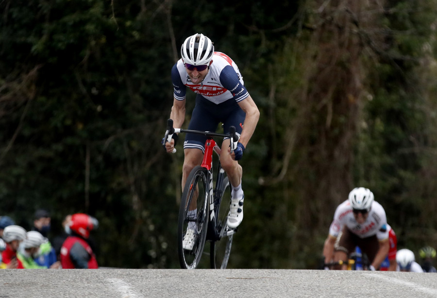 Mollema, primer líder tras vencer en Gourdon