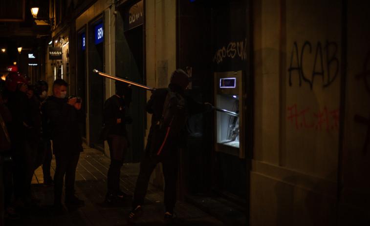 Hasta Ada Colau  se desmarca