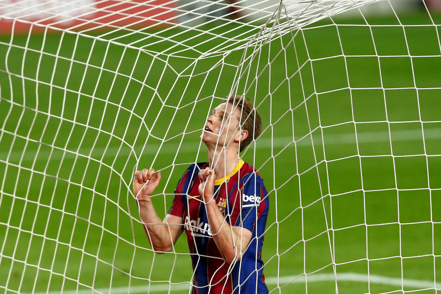 Lionel Messi desenreda al Barça, que recupera la tercera plaza