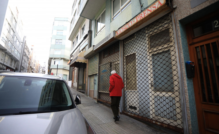 Vecinos de Entre Rondas piden que los bajos comerciales vacíos se conviertan en viviendas