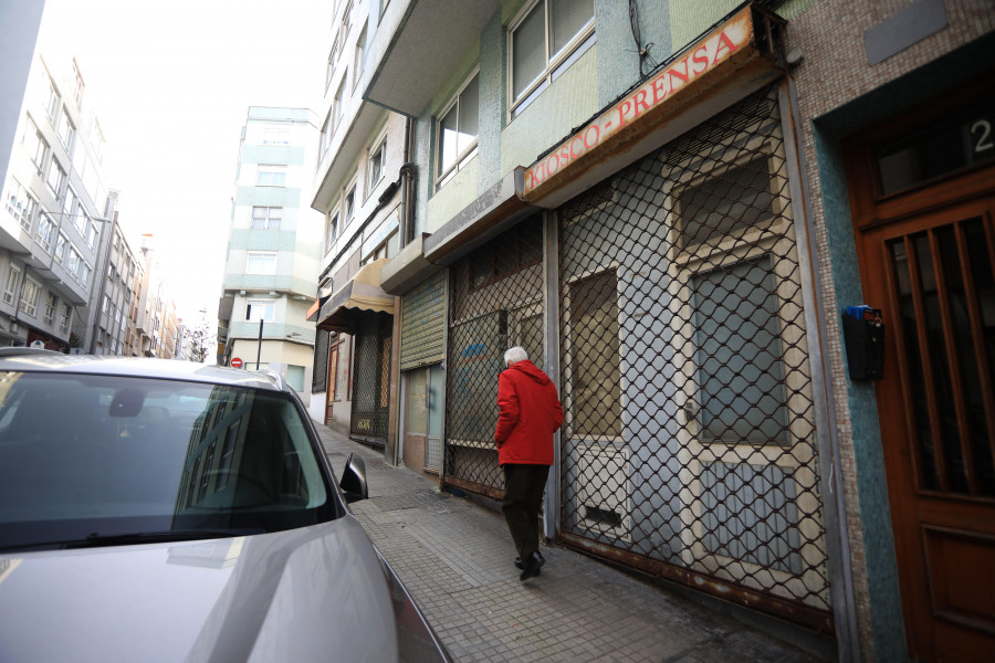 Vecinos de Entre Rondas piden que los bajos comerciales vacíos se conviertan en viviendas