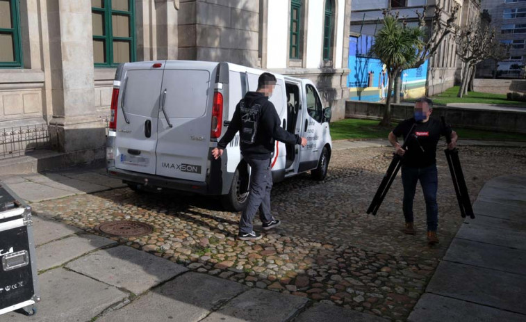 El número de parados en A Coruña encadena su tercer mes consecutivo  en descenso