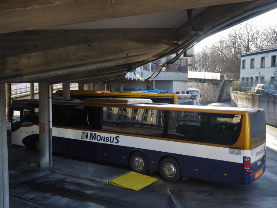 Monbus recuerda que el nuevo plan de transporte Ferrol-A Coruña no recoge colectivos concretos