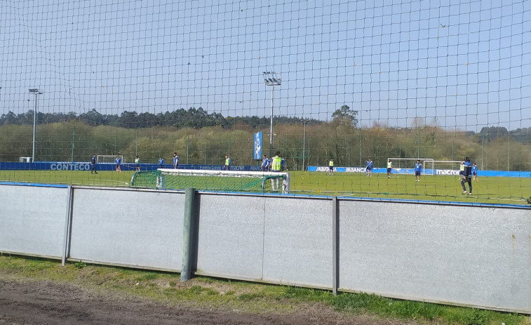 El Depor trabaja con todos sus hombres en la penúltima sesión previa al Pontevedra