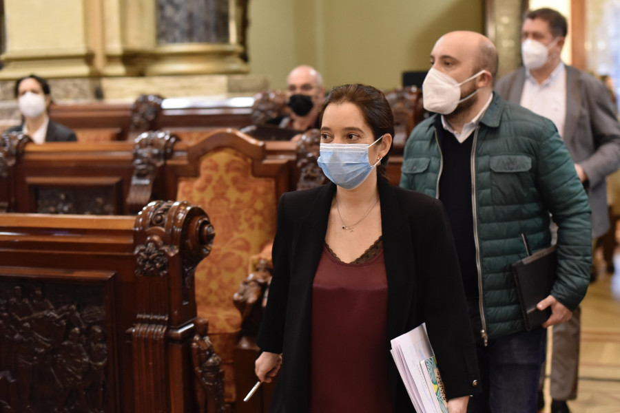 Inés Rey celebra el anuncio de Ábalos sobre la conexión ferroviaria de Punta Langosteira