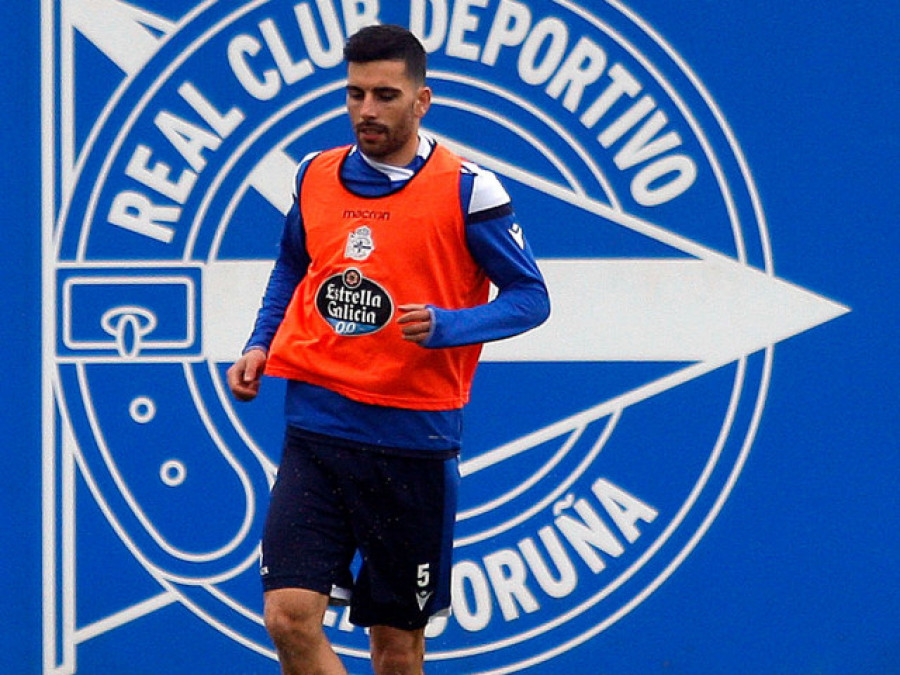 Bóveda: "La montaña rusa del fútbol, en el Depor ha tenido muchas cuestas para abajo y pocas para arriba"