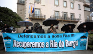 Mariscadores de O Burgo exigen compensaciones durante el dragado