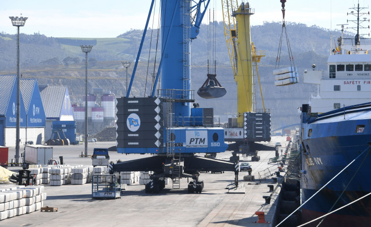 El Puerto de A Coruña espera fijar en abril las fechas para  el tren de Langosteira