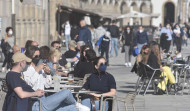 La hostelería de A Coruña mantiene aforos pero podrá abrir hasta las 21.00 horas