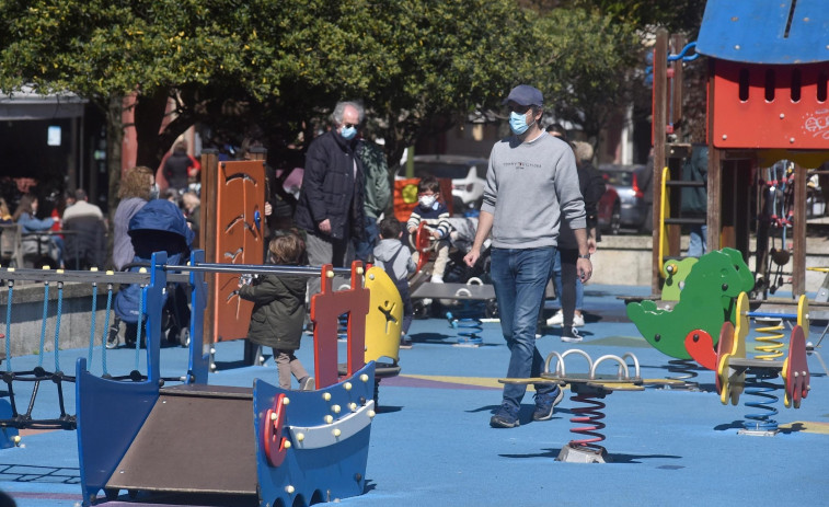 Las sanciones sanitarias del 092 se desploman mientras se vigilan más las zonas de ocio infantil