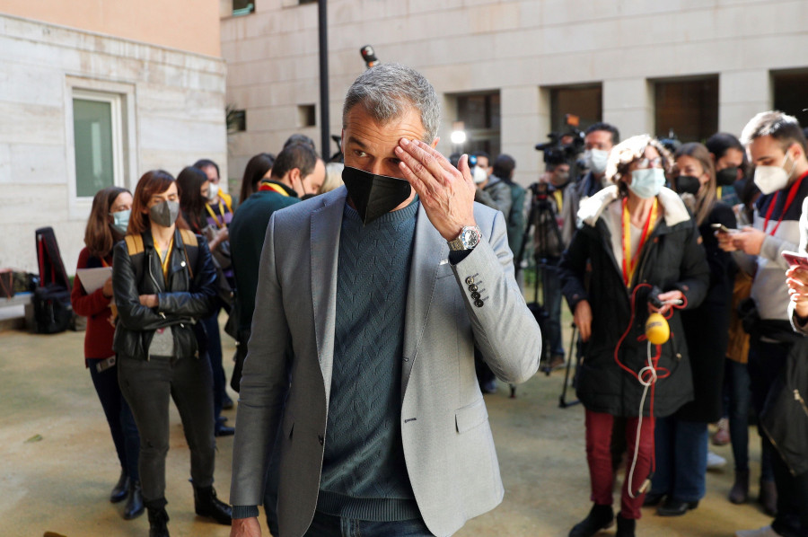 Díaz Ayuso pone a Toni Cantó al frente de la Oficina del Español