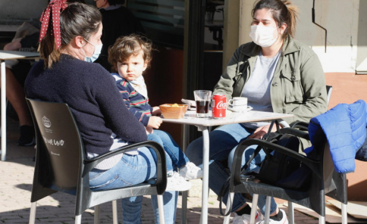 Detenido un vecino de Lugo en Sanxenxo por negarse a llevar mascarilla e insultar a la Policía Local