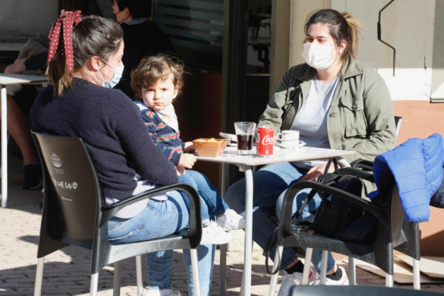 Detenido un vecino de Lugo en Sanxenxo por negarse a llevar mascarilla e insultar a la Policía Local