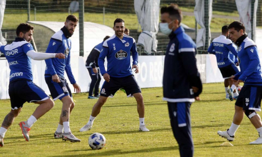 Miku, Uche, Derik y Héctor, ausentes en el entreno de esta mañana