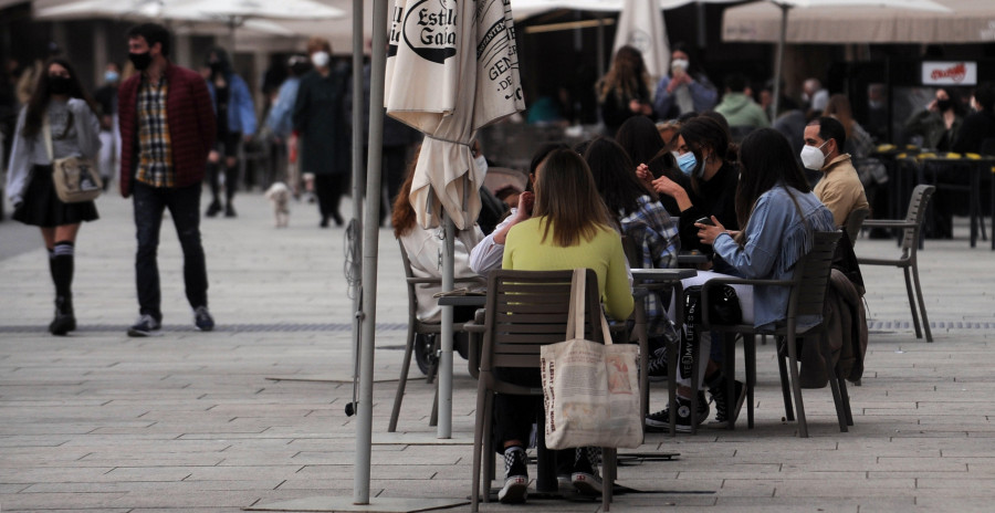 A Coruña mantiene las medidas restrictivas una semana más pese a la caída de la incidencia