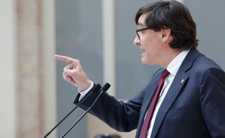 Illa aparece en un acto electoral en Madrid y acusa de desleal a Ayuso