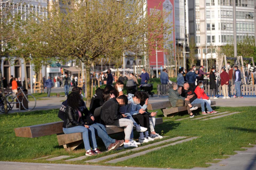 A Coruña es la única de las siete grandes ciudades donde la población menor de 20 años gana peso