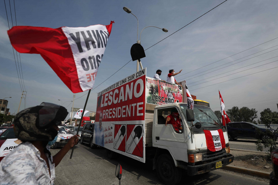 Perú, Ecuador y Bolivia mantienen su "superdomingo" electoral pese a la pandemia