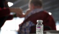 Solo el 0,18 % de los vacunados con AstraZeneca ha tenido efectos adversos
