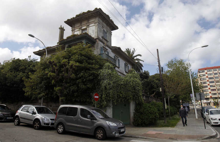 Un chalé de Ciudad Jardín, entre las casas más lujosas en venta en Galicia