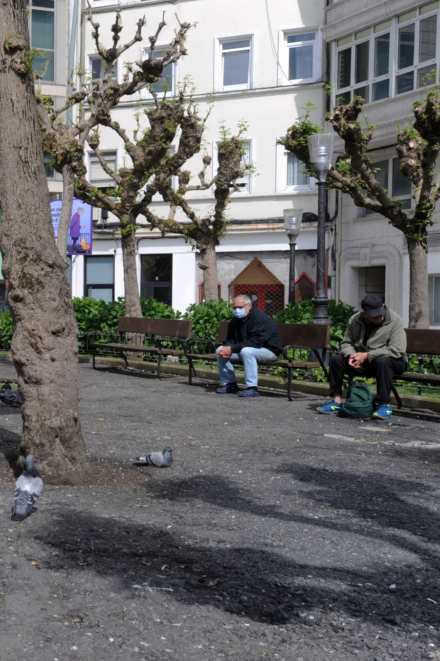 Los vecinos de Os Mallos solicitan la reforma de la plaza de Padre Rubinos