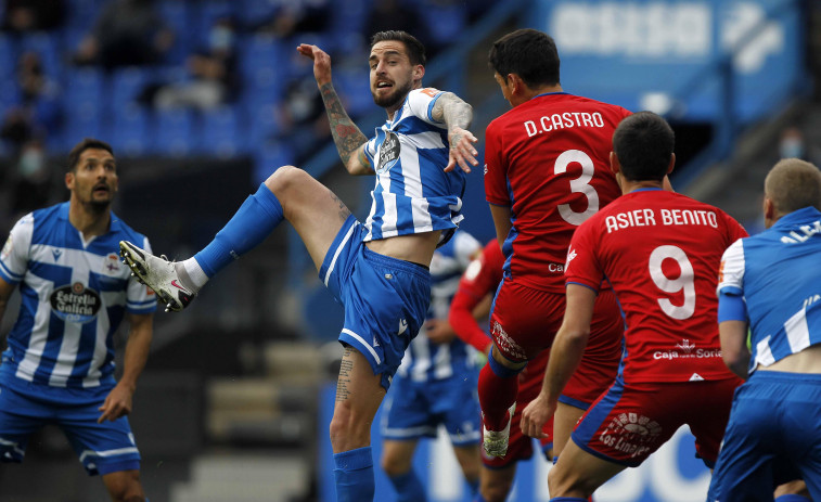 El Deportivo acaricia el objetivo mínimo del curso