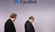 CaixaBank recortará 8.291 empleos y cerrará el 27 % de sus oficinas en España