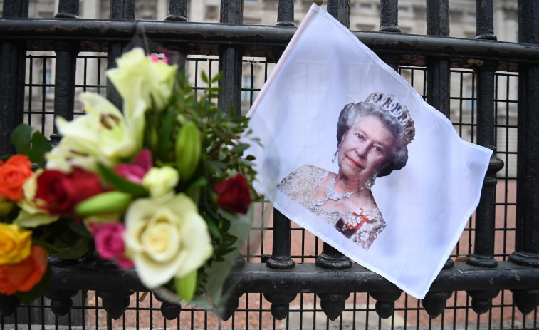 Isabel II cumple 95 años rodeada de su familia y sin actos públicos