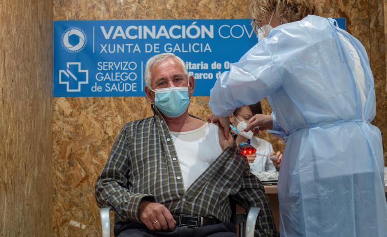 Los vacunados con la pauta completa superan los 280.000 en Galicia
